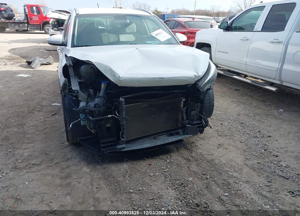 2016 HYUNDAI TUCSON SE VIN: KM8J33A46GU255233