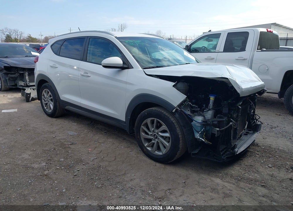 2016 HYUNDAI TUCSON SE VIN: KM8J33A46GU255233