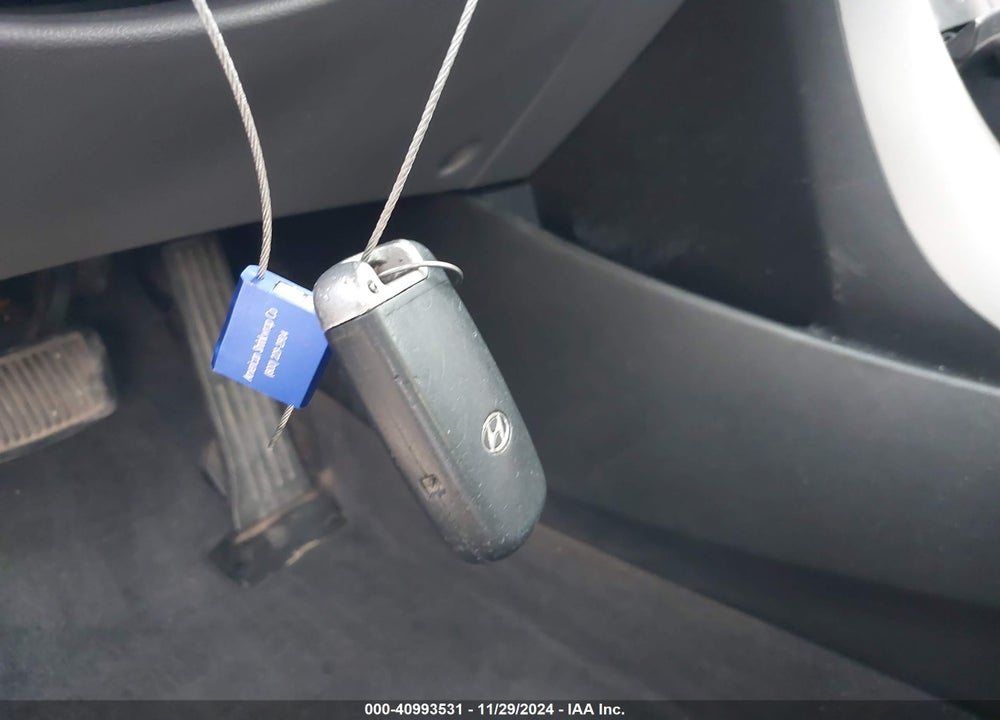 2012 HYUNDAI ELANTRA LIMITED VIN: 5NPDH4AEXCH127132
