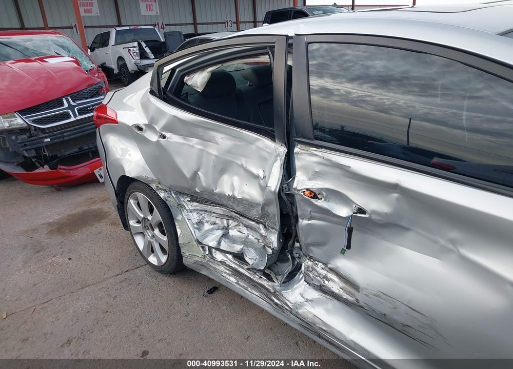 2012 HYUNDAI ELANTRA LIMITED VIN: 5NPDH4AEXCH127132