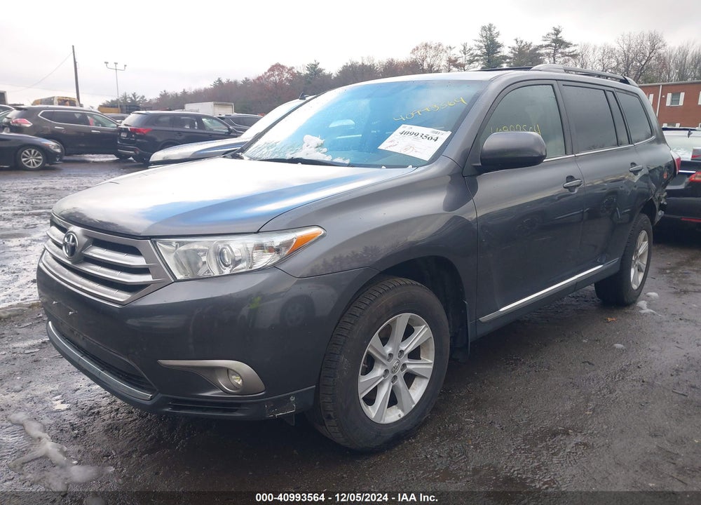2013 TOYOTA HIGHLANDER PLUS/SE VIN: 5TDBK3EH6DS255970