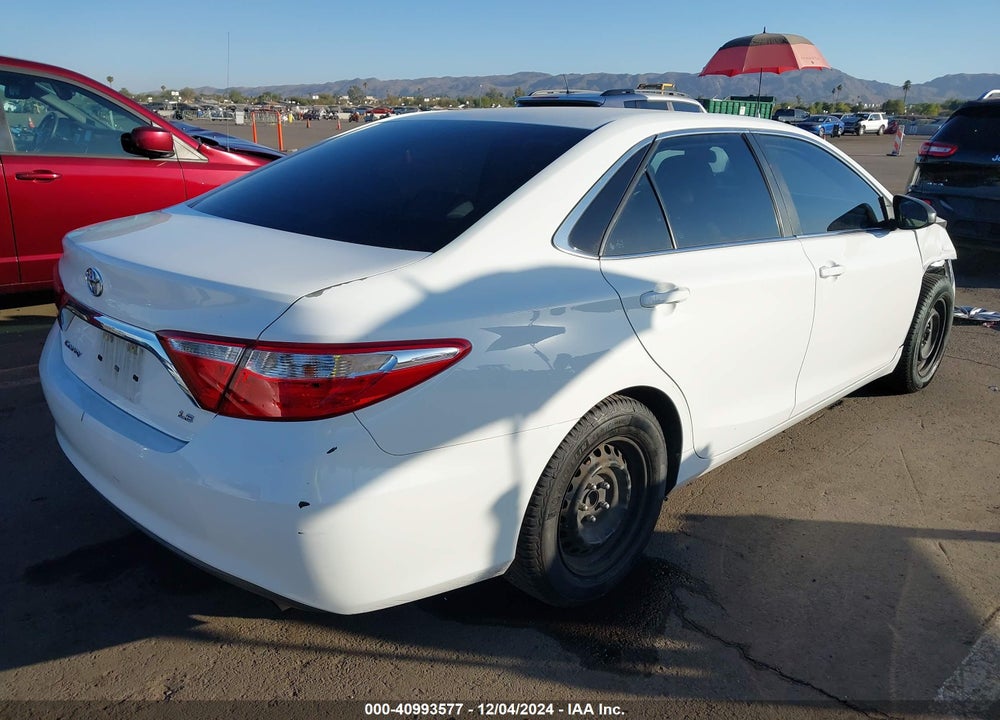 2015 TOYOTA CAMRY LE VIN: 4T4BF1FK1FR460342