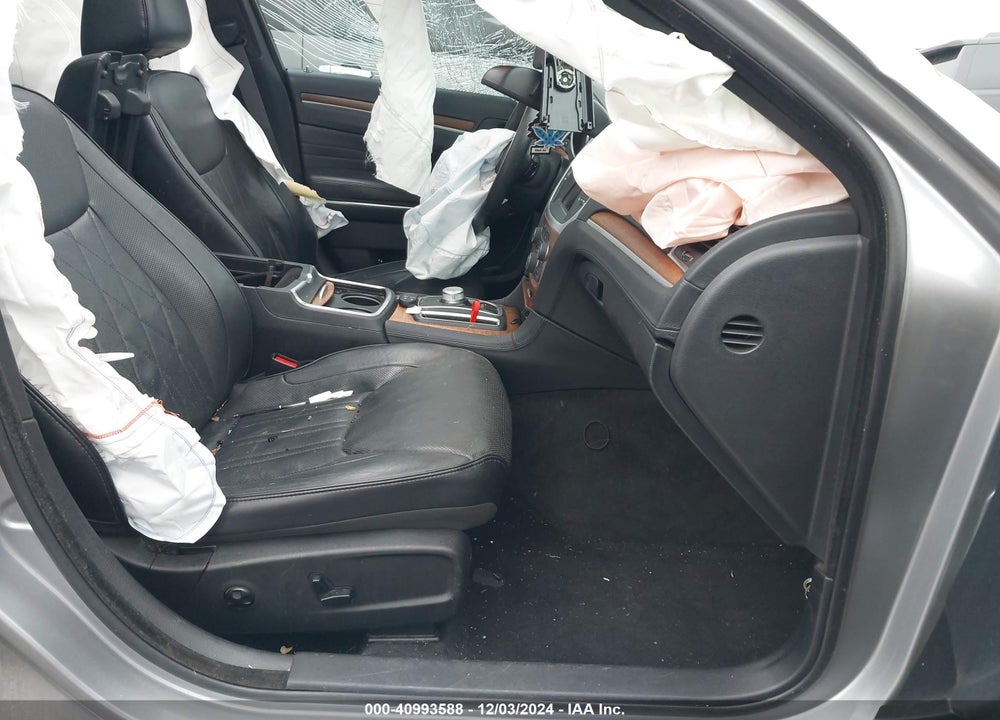 2015 CHRYSLER 300C PLATINUM VIN: 2C3CCASGXFH773023