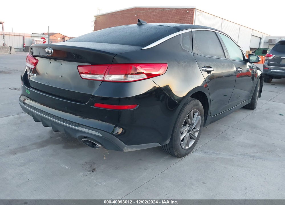 2020 KIA OPTIMA VIN: 5XXGT4L38LG443115