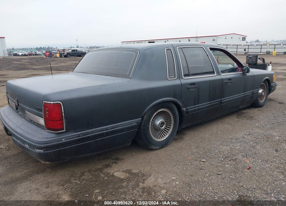1991 LINCOLN TOWN CAR EXECUTIVE VIN: 1LNCM81W9MY768436
