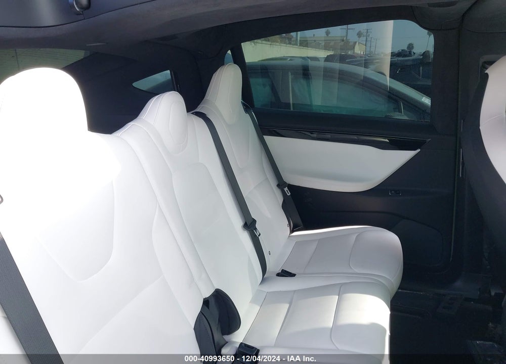 2018 TESLA MODEL X 100D/75D/P100D VIN: 5YJXCAE21JF143418