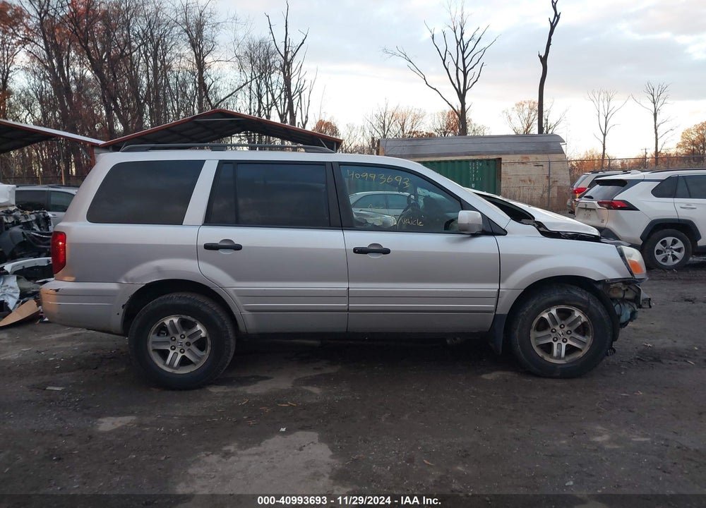 2005 HONDA PILOT EX-L VIN: 5FNYF18675B066411
