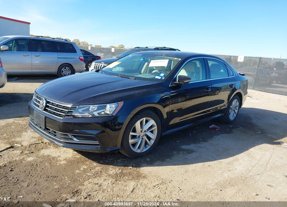 2018 VOLKSWAGEN PASSAT VIN: 1VWBA7A33JC033725