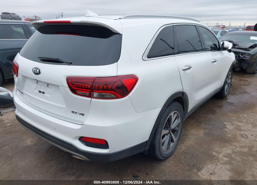 2019 KIA SORENTO 3.3L EX VIN: 5XYPHDA55KG533869