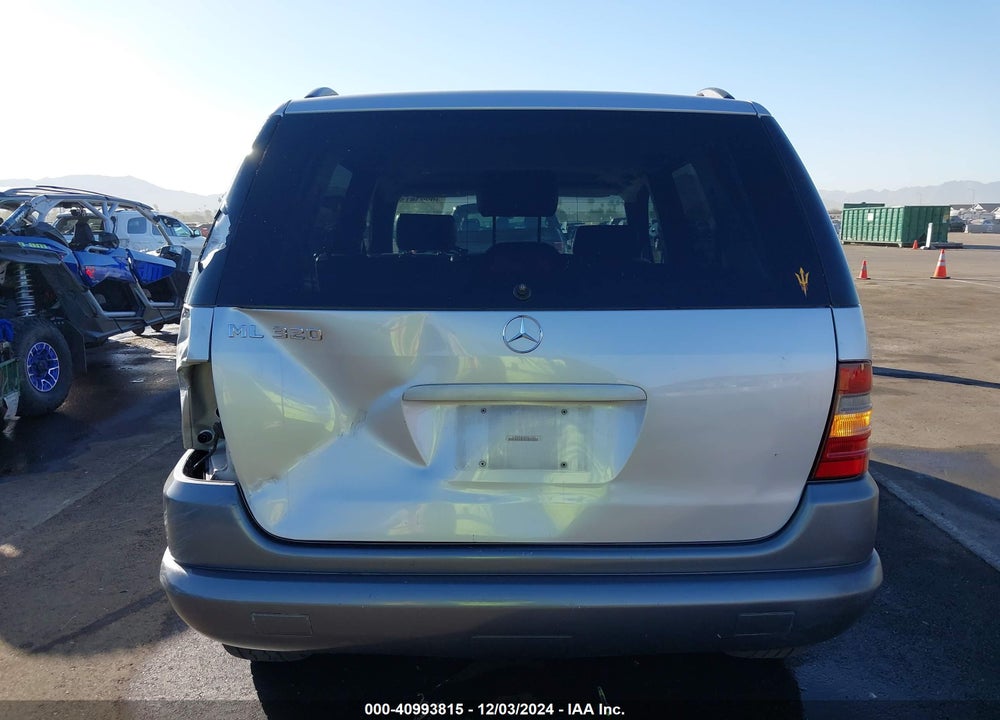 1998 MERCEDES-BENZ ML 320 CLASSIC VIN: 4JGAB54E9WA012499