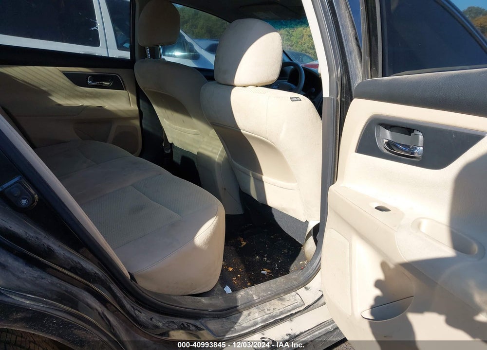 2015 NISSAN ALTIMA 2.5 S VIN: 1N4AL3AP7FC105592