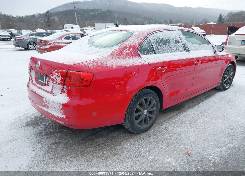 2014 VOLKSWAGEN JETTA VIN: 3VWD17AJ4EM357066