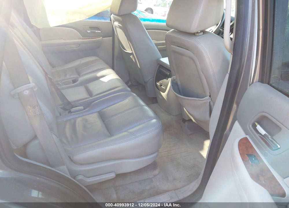 2007 CHEVROLET TAHOE LTZ VIN: 1GNFK13027J143680