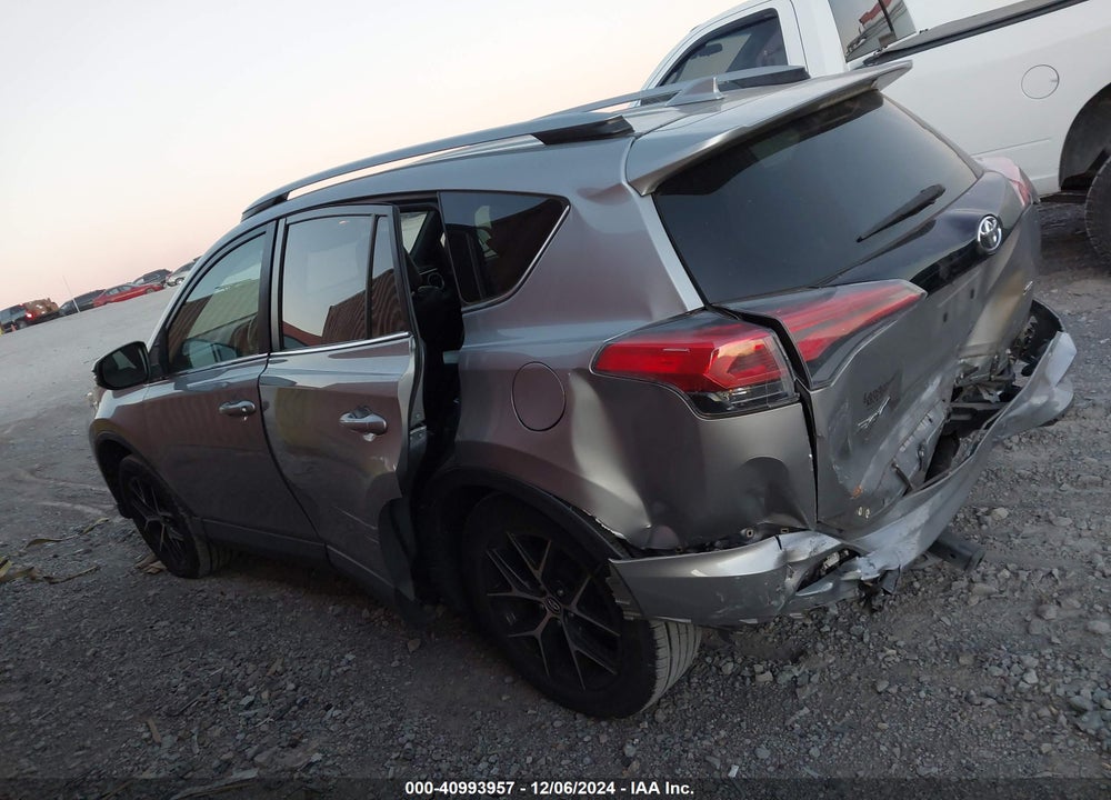 2018 TOYOTA RAV4 SE VIN: JTMNFREV6JD118125