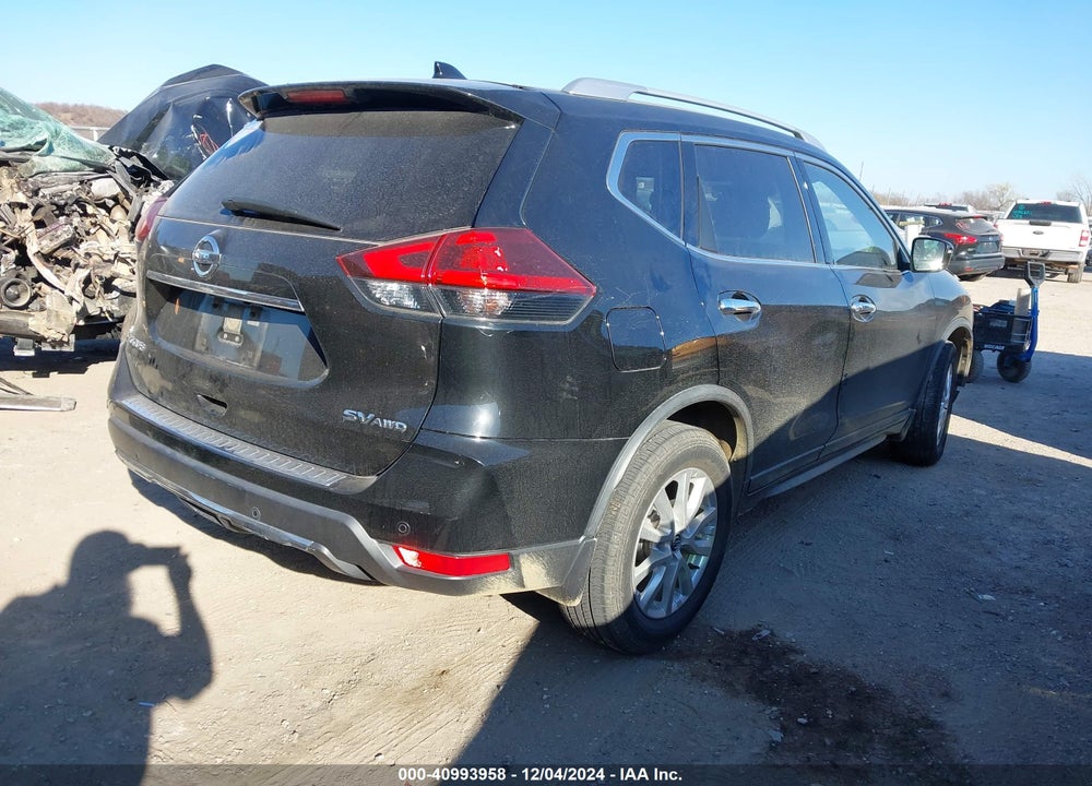 2019 NISSAN ROGUE SV VIN: JN8AT2MV5KW392197
