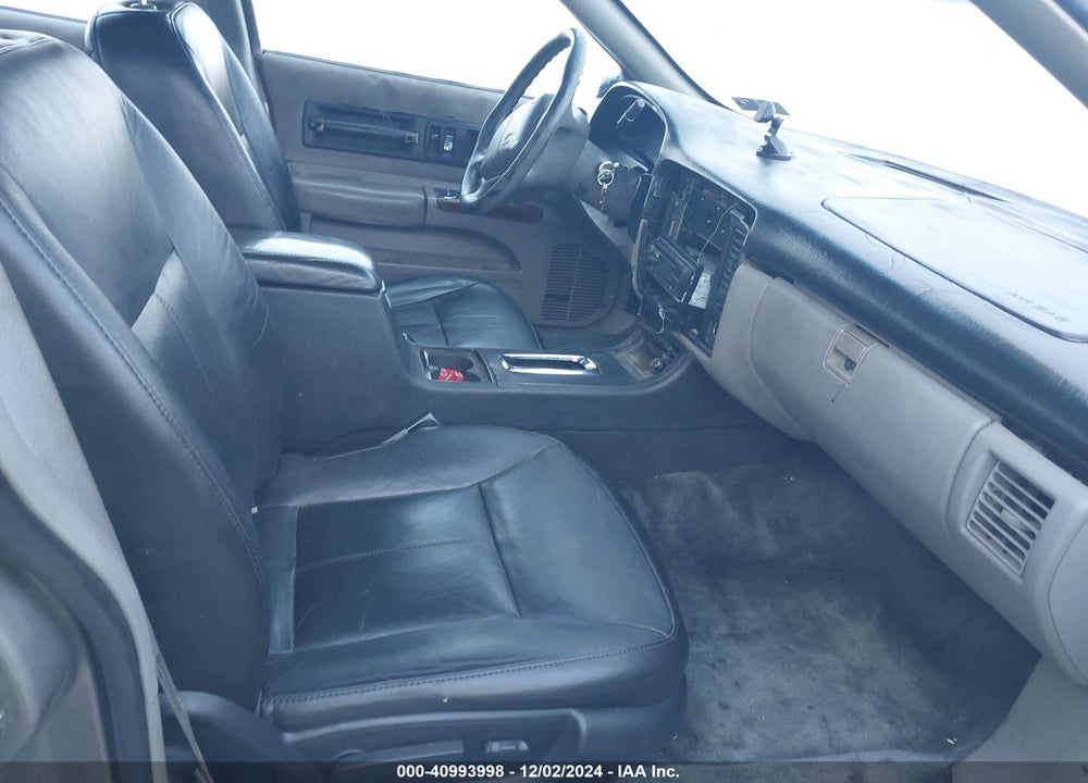 1995 CHEVROLET CAPRICE CLASSIC VIN: 1G1BL52W5SR154998