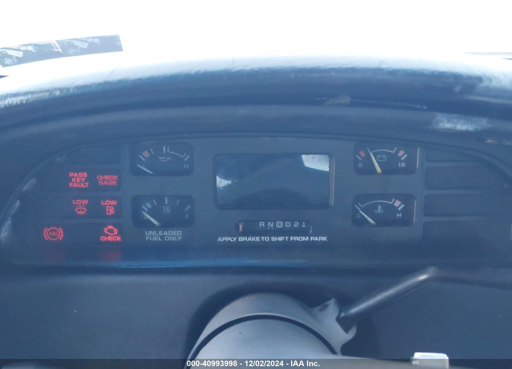 1995 CHEVROLET CAPRICE CLASSIC VIN: 1G1BL52W5SR154998