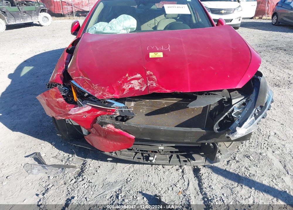 2019 HYUNDAI ELANTRA VIN: 5NPD84LF7KH463356