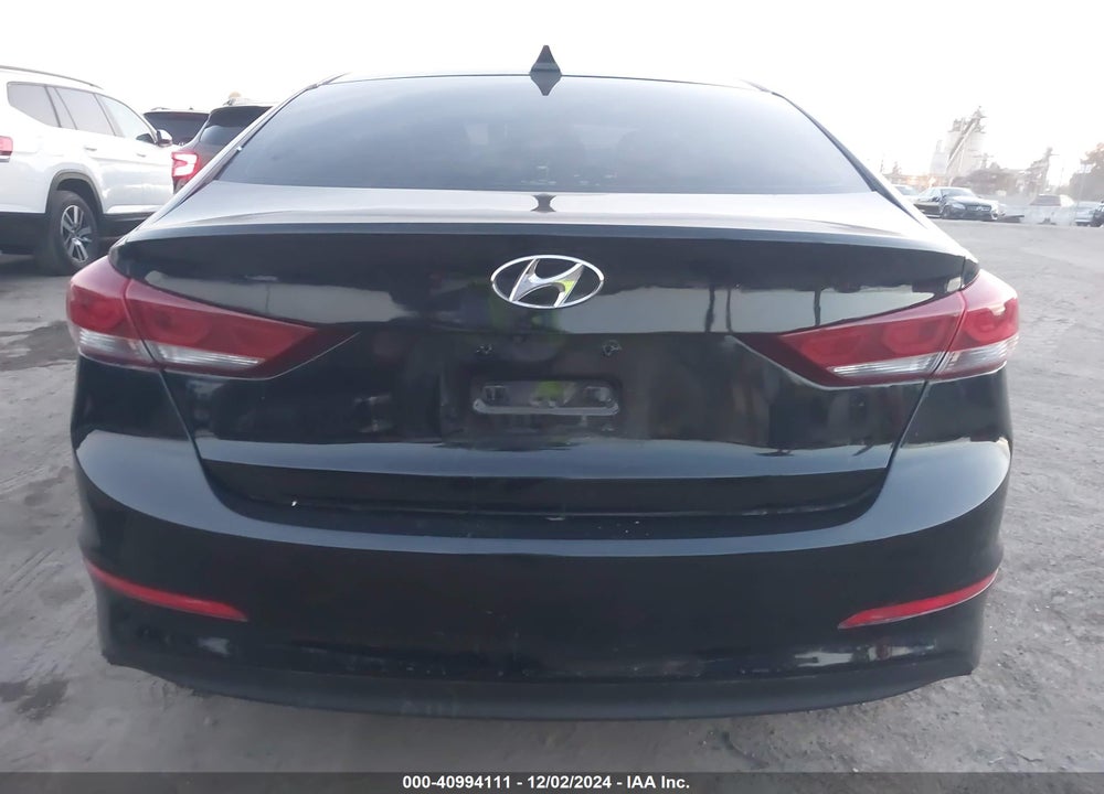 2017 HYUNDAI ELANTRA LIMITED VIN: KMHD84LF9HU182850
