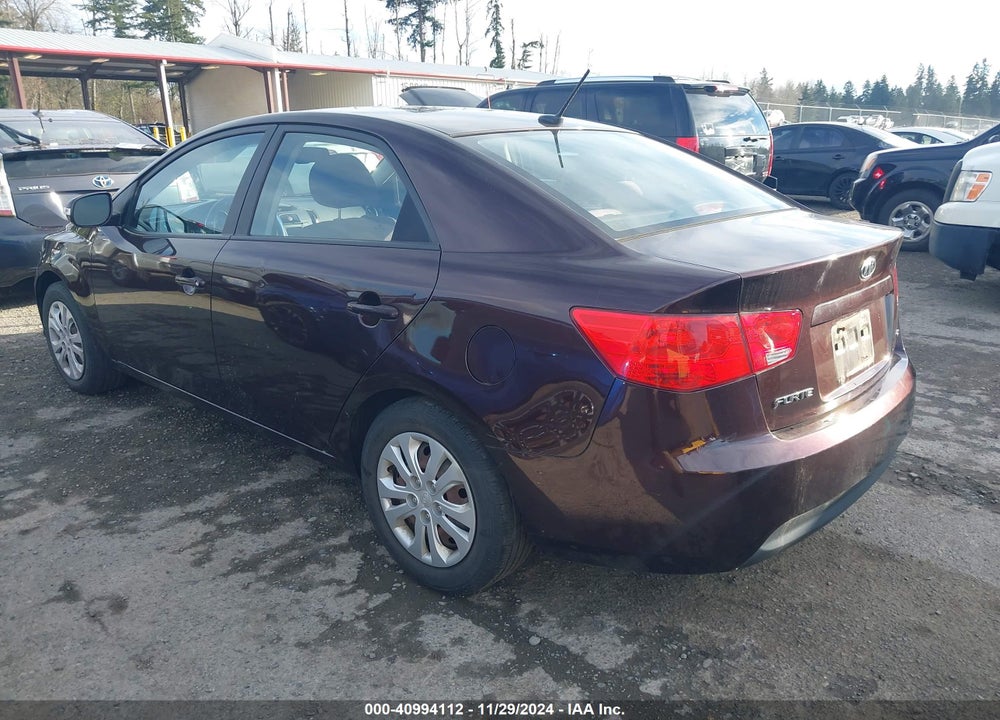 2010 KIA FORTE EX VIN: KNAFU4A21A5272144