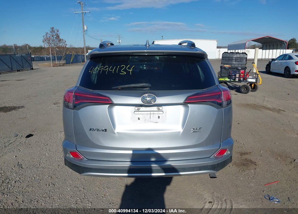 2016 TOYOTA RAV4 XLE VIN: 2T3RFREV5GW479908