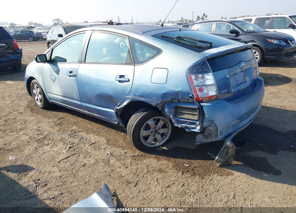 2005 TOYOTA PRIUS VIN: JTDKB20U057027604