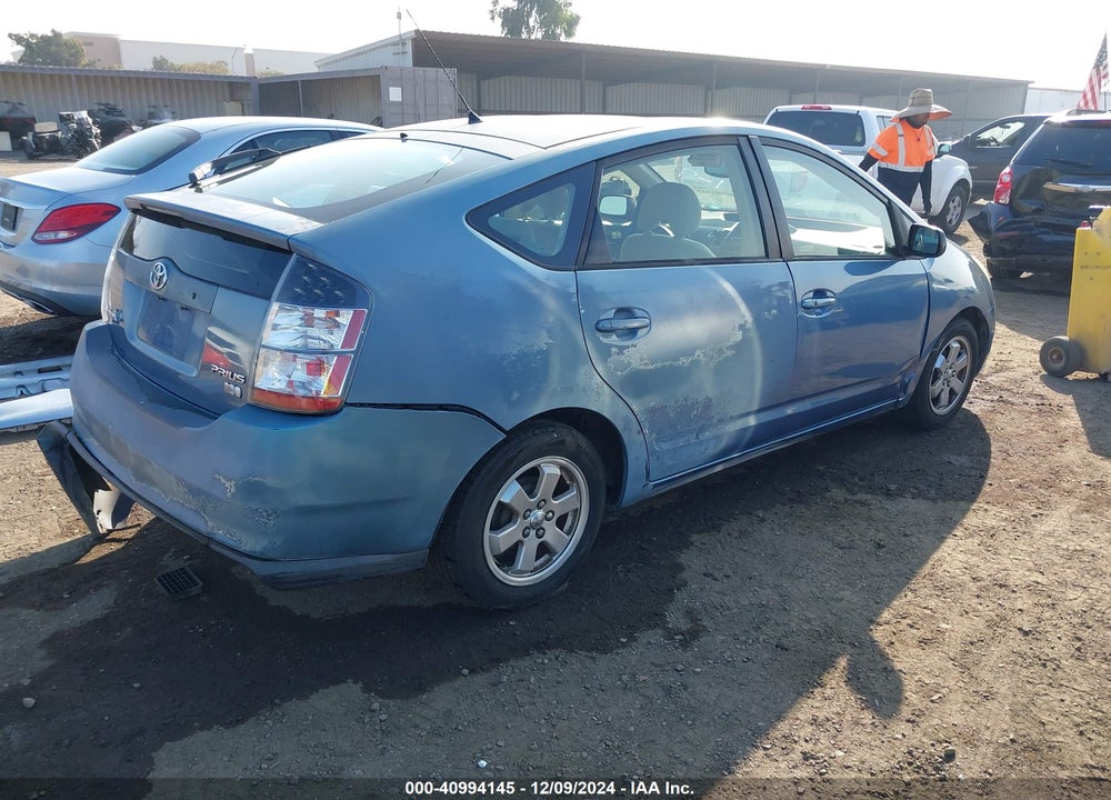 2005 TOYOTA PRIUS VIN: JTDKB20U057027604