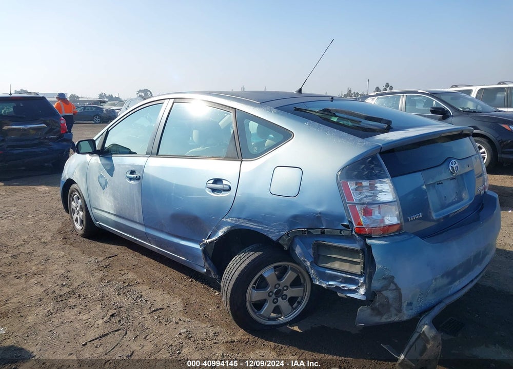 2005 TOYOTA PRIUS VIN: JTDKB20U057027604