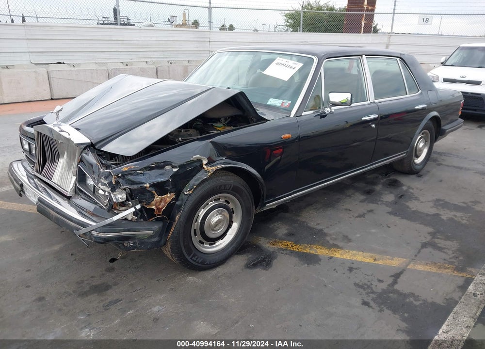 1982 ROLLS-ROYCE SILVER SPIRIT VIN: SCAZS42A8CCX04536