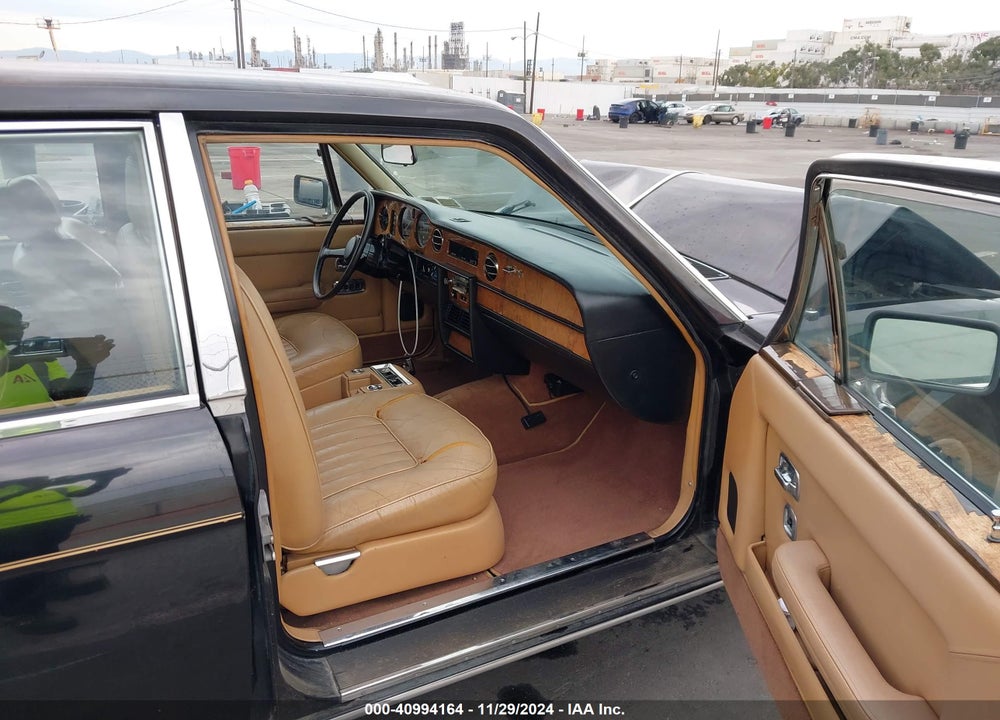 1982 ROLLS-ROYCE SILVER SPIRIT VIN: SCAZS42A8CCX04536