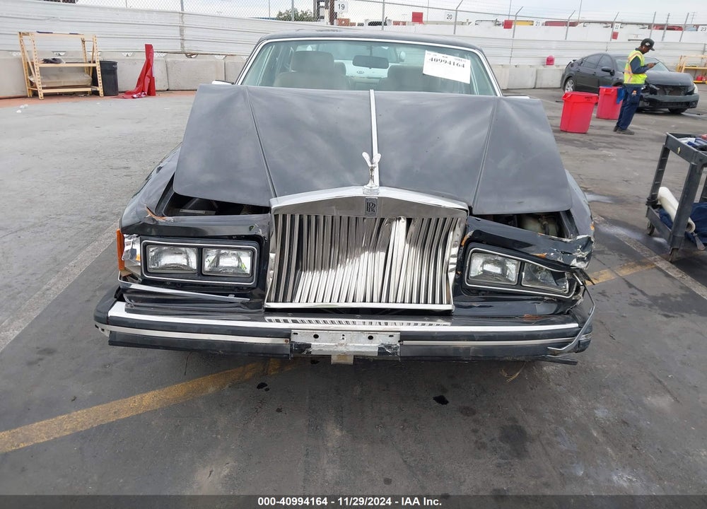 1982 ROLLS-ROYCE SILVER SPIRIT VIN: SCAZS42A8CCX04536