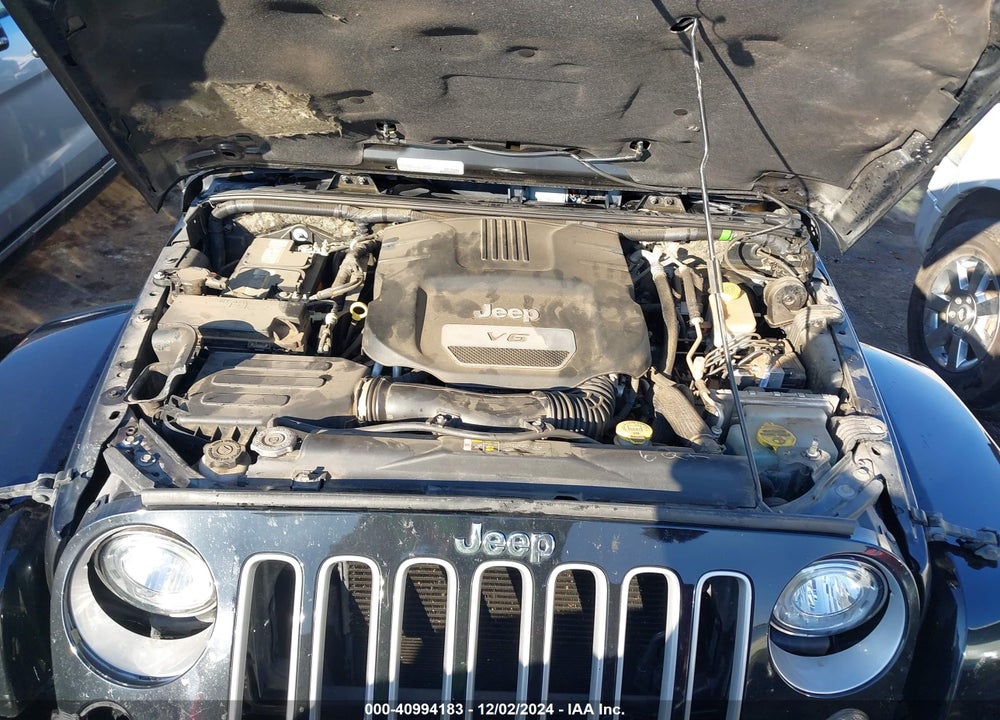 2018 JEEP WRANGLER JK UNLIMITED SAHARA 4X4 VIN: 1C4BJWEG7JL816010