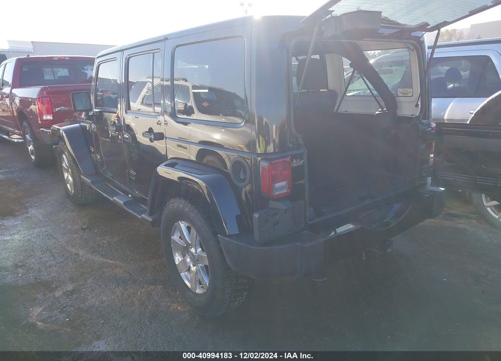 2018 JEEP WRANGLER JK UNLIMITED SAHARA 4X4 VIN: 1C4BJWEG7JL816010