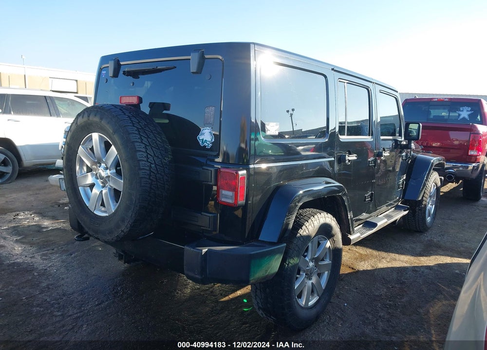 2018 JEEP WRANGLER JK UNLIMITED SAHARA 4X4 VIN: 1C4BJWEG7JL816010
