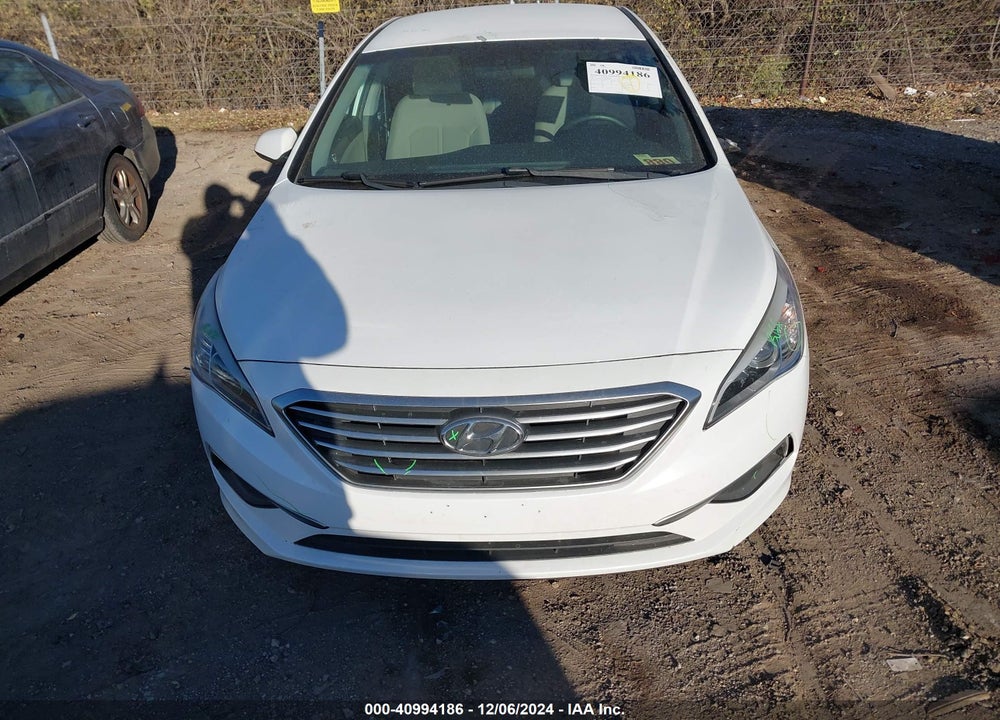 2017 HYUNDAI SONATA VIN: 5NPE24AF0HH592038