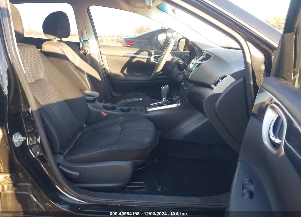2016 NISSAN SENTRA SR VIN: 3N1AB7AP7GY320115