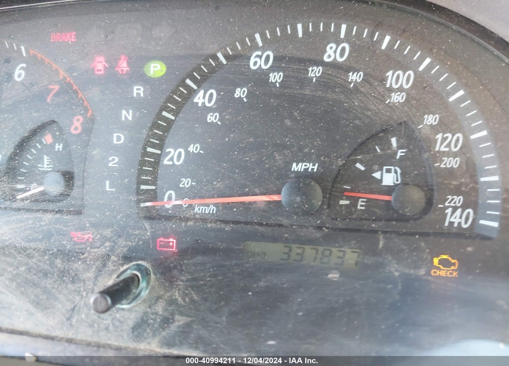 2004 TOYOTA CAMRY LE VIN: 4T1BE32K04U805176