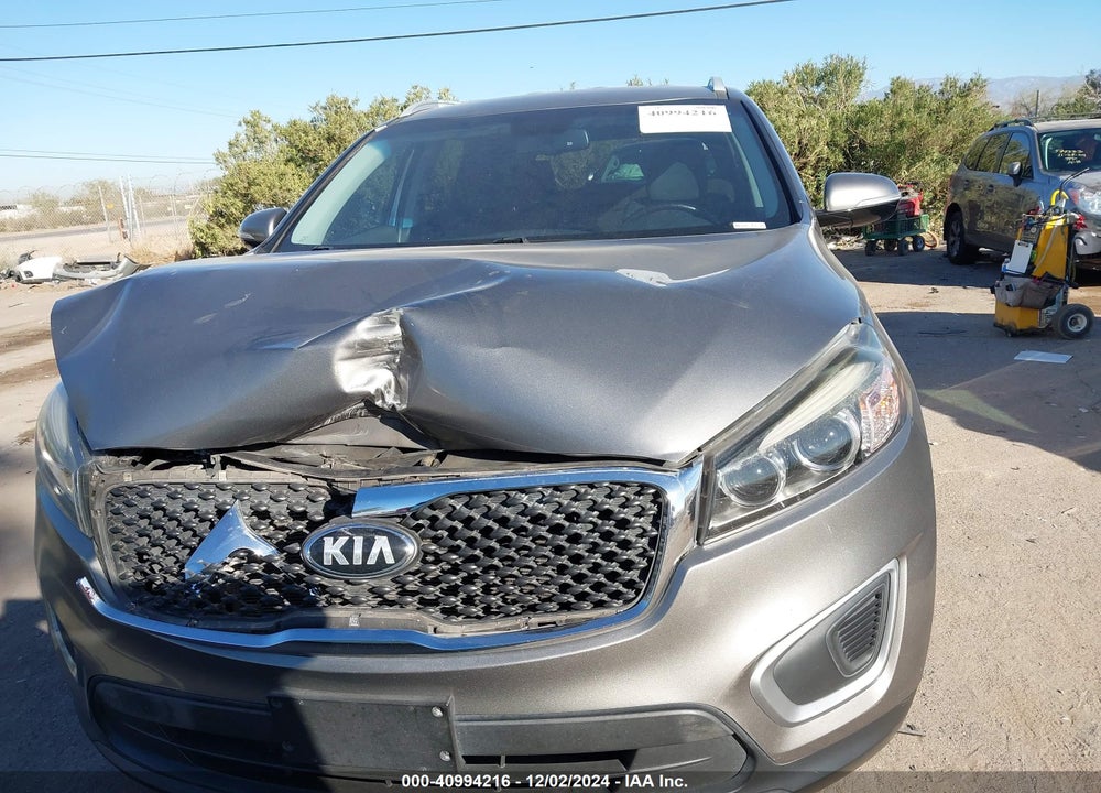 2017 KIA SORENTO 2.4L LX VIN: 5XYPG4A3XHG222318