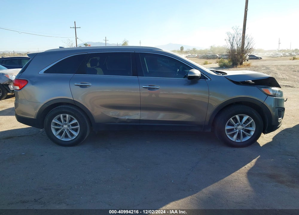 2017 KIA SORENTO 2.4L LX VIN: 5XYPG4A3XHG222318