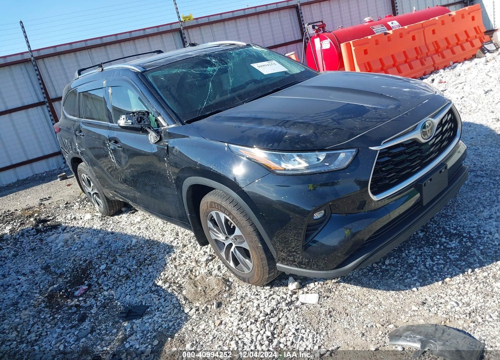 2020 TOYOTA HIGHLANDER XLE VIN: 5TDGZRBH9LS505628