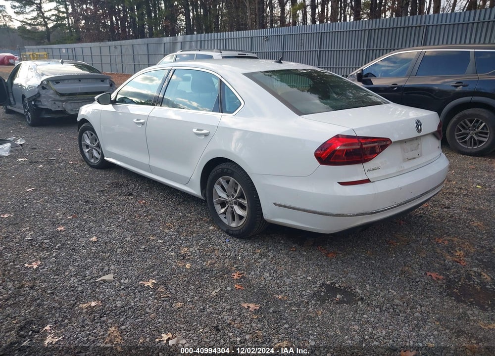 2017 VOLKSWAGEN PASSAT 1.8T S VIN: 1VWAT7A39HC014774