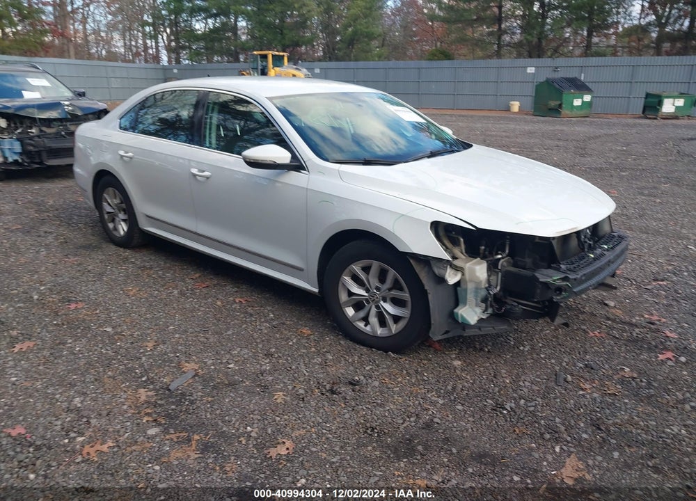 2017 VOLKSWAGEN PASSAT 1.8T S VIN: 1VWAT7A39HC014774