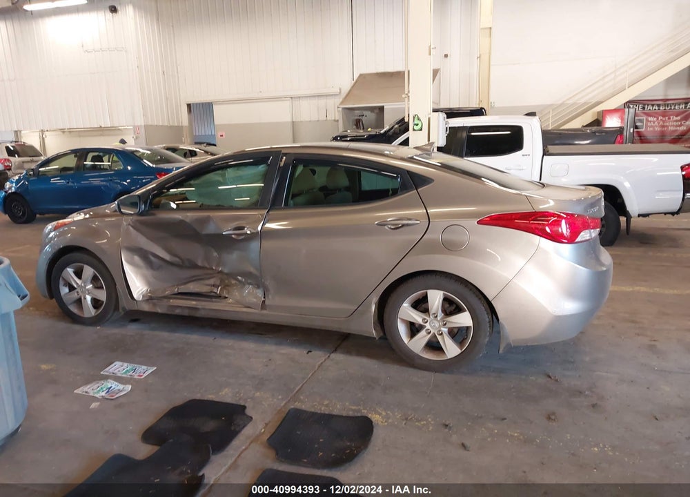 2013 HYUNDAI ELANTRA VIN: 5NPDH4AE1DH314440