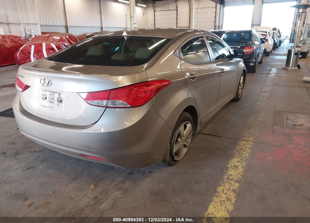 2013 HYUNDAI ELANTRA VIN: 5NPDH4AE1DH314440