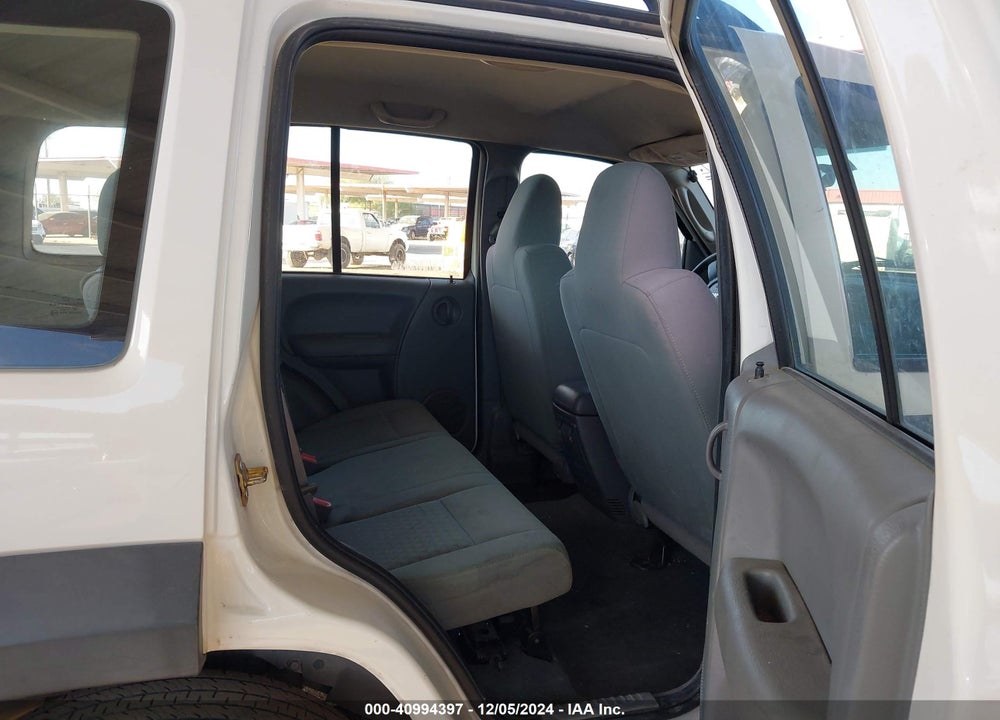 2007 JEEP LIBERTY SPORT VIN: 1J4GK48K77W703750
