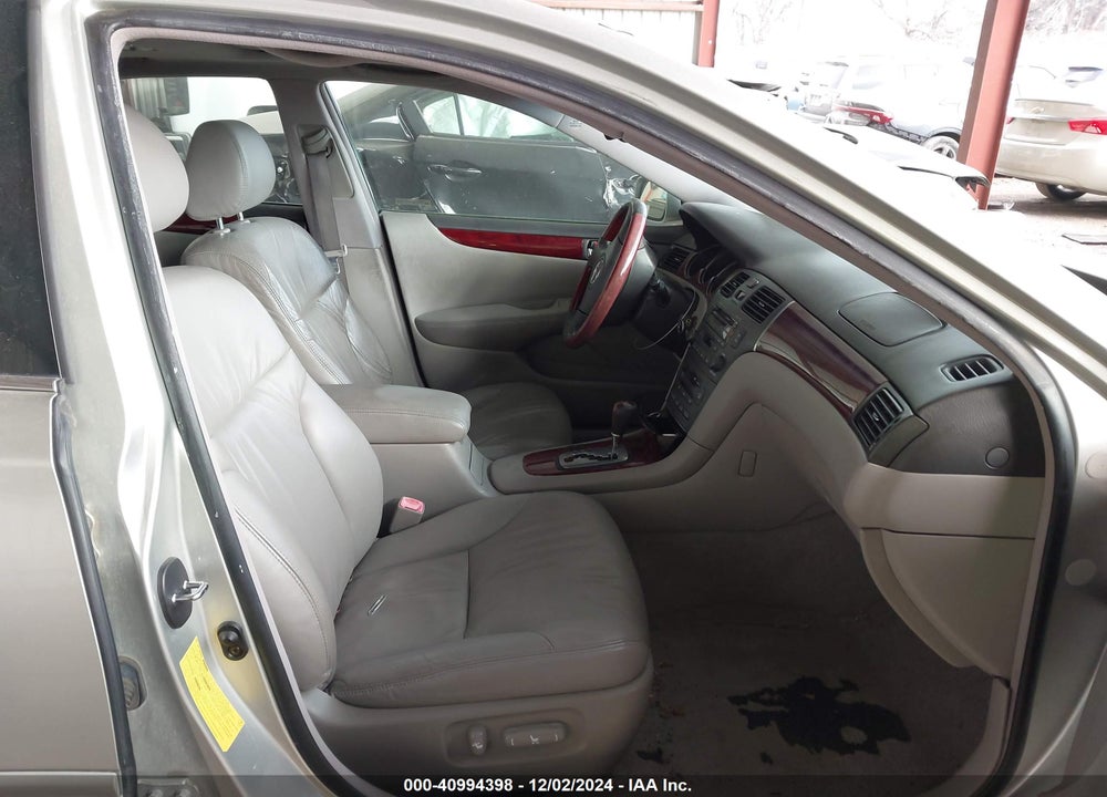 2004 LEXUS ES 330 VIN: JTHBA30G745005997