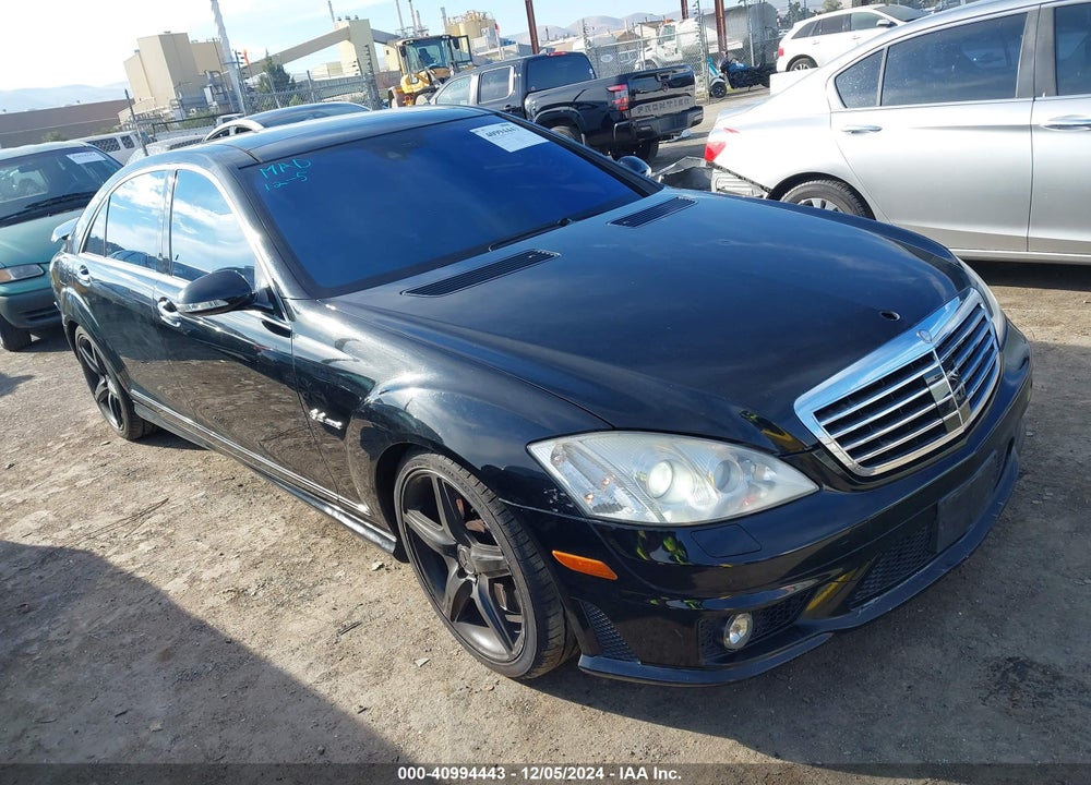 2009 MERCEDES-BENZ S 63 AMG VIN: WDDNG77X79A240396