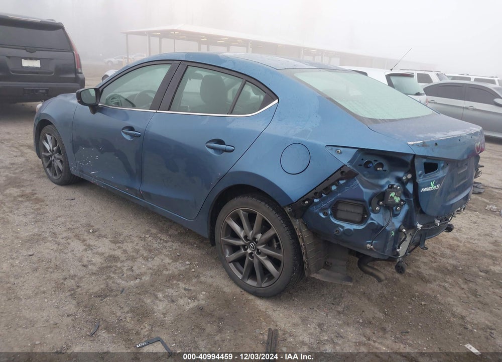 2018 MAZDA 3 TOURING VIN: 3MZBN1V38JM207444