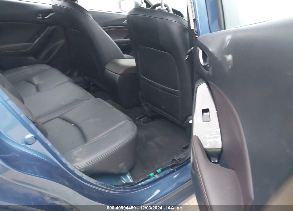 2018 MAZDA 3 TOURING VIN: 3MZBN1V38JM207444