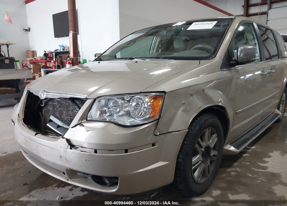 2008 CHRYSLER TOWN & COUNTRY LIMITED VIN: 2A8HR64X38R791198
